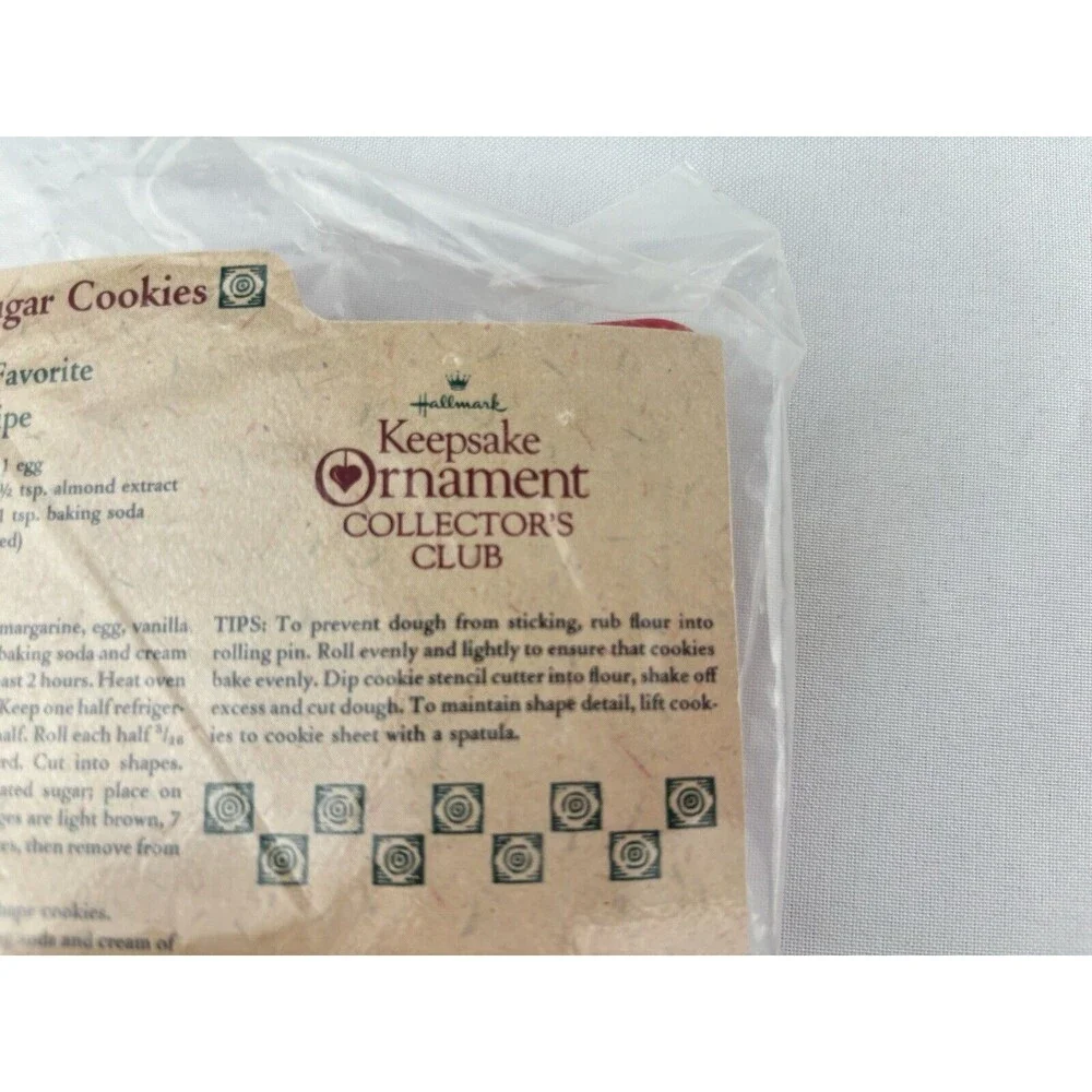 Hallmark Keepsake Ornament‎ Collectors Club Train Sugar Cookie Cutter and Recipe